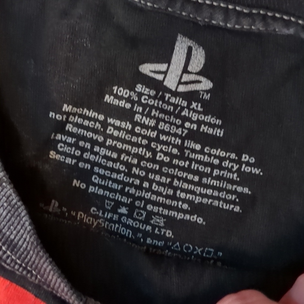 Playstation tee XL - Picture 3 of 4